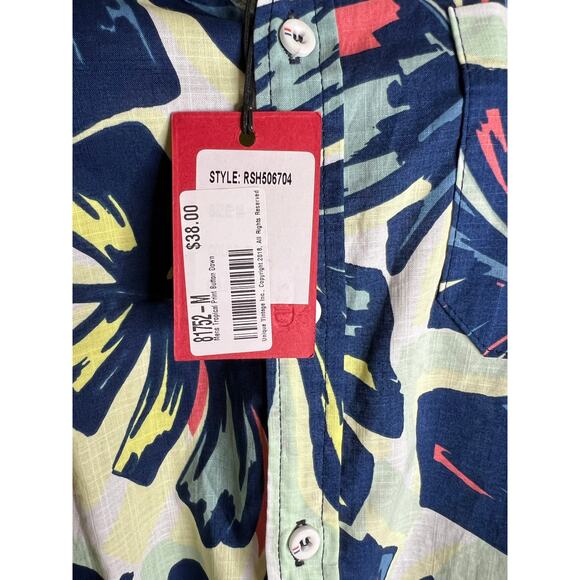 Mens Red Hawaiian Print Shirt M NWT - Picture 6 of 7